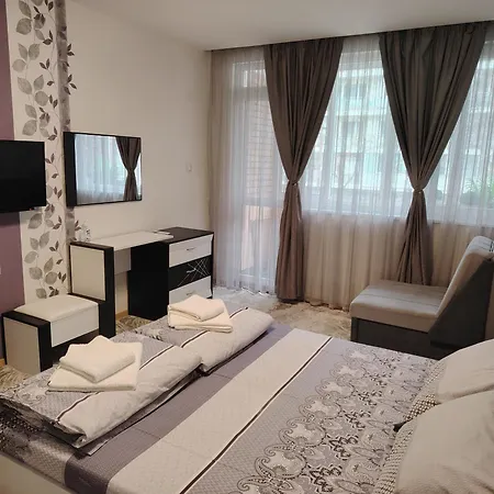 Ani - Spacious 3-bedroom Apartment, Free Parking,10 Min To Old Town * 벨리코 터르노보