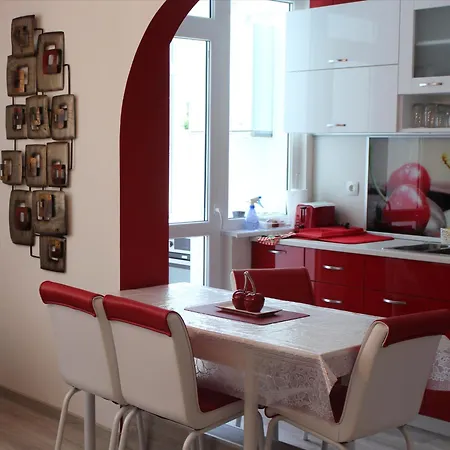 Ani - Spacious 3-bedroom Apartment, Free Parking,10 Min To Old Town Veliko Tărnovo