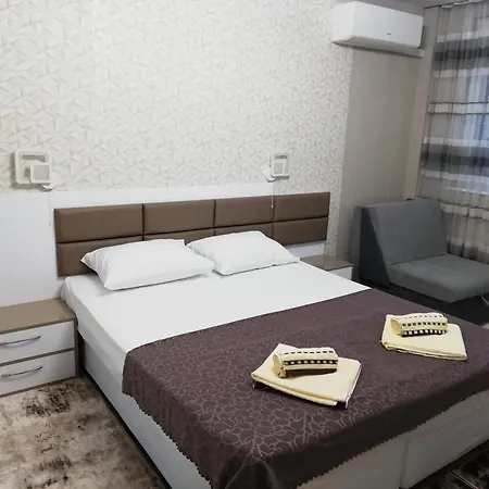 Apartment Ani - Spacious 3-bedroom Apartment, Free Parking,10 Min To Old Town Veliko Tarnovo